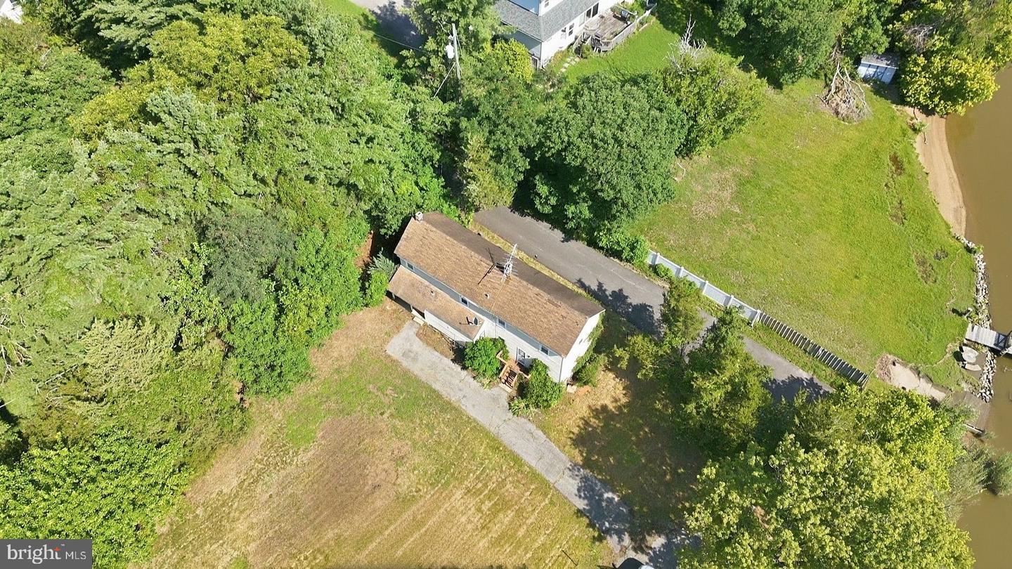 17501 Watershed Dr Property Photo 46