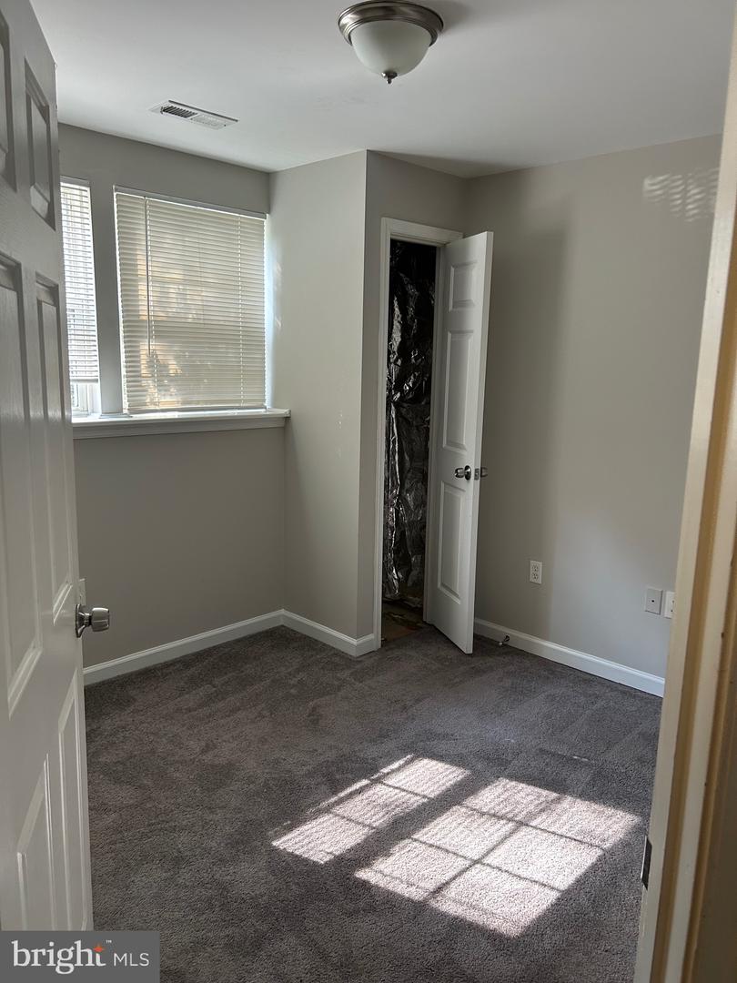 9602 Woodview Dr Property Photo 10
