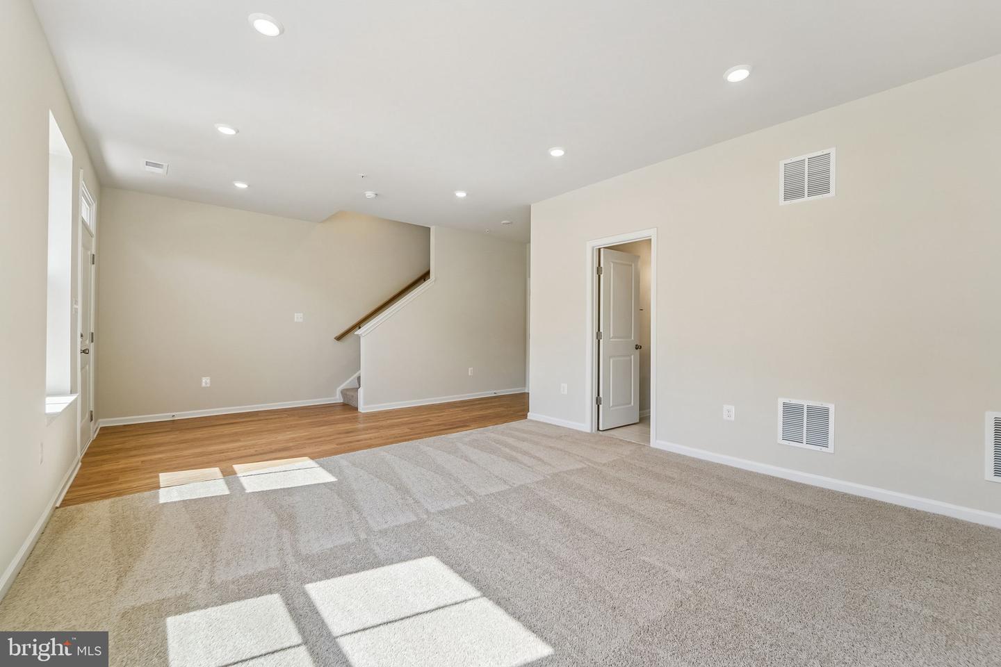 12103 Spirit Ave Property Photo 4