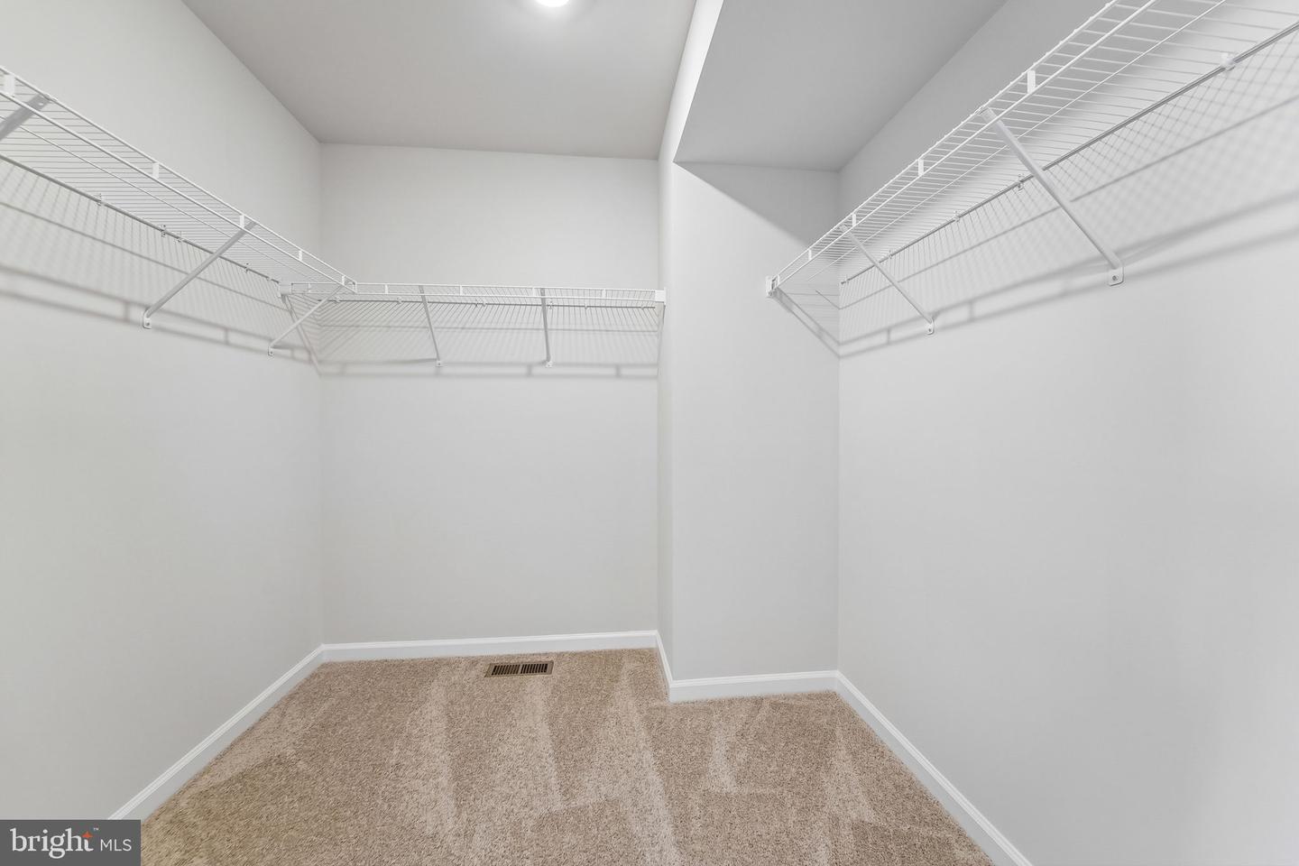 12103 Spirit Ave Property Photo 16
