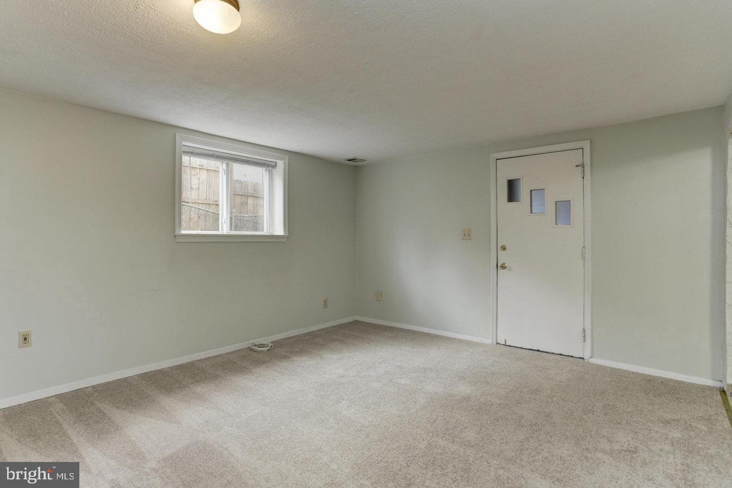 8920 57th Property Photo 19