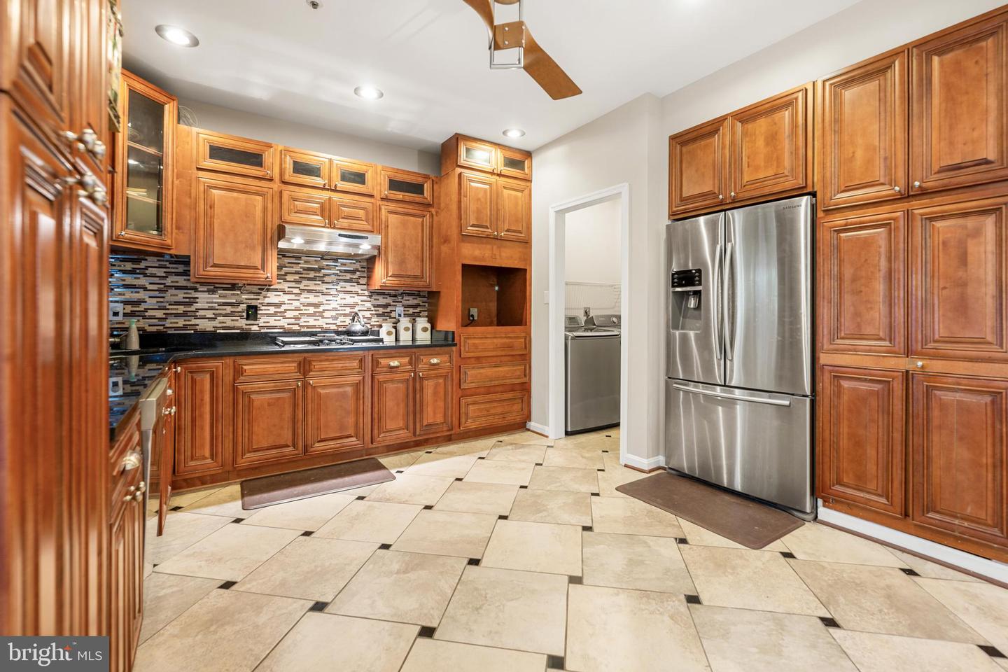 11304 Bennington Dr Property Photo 4