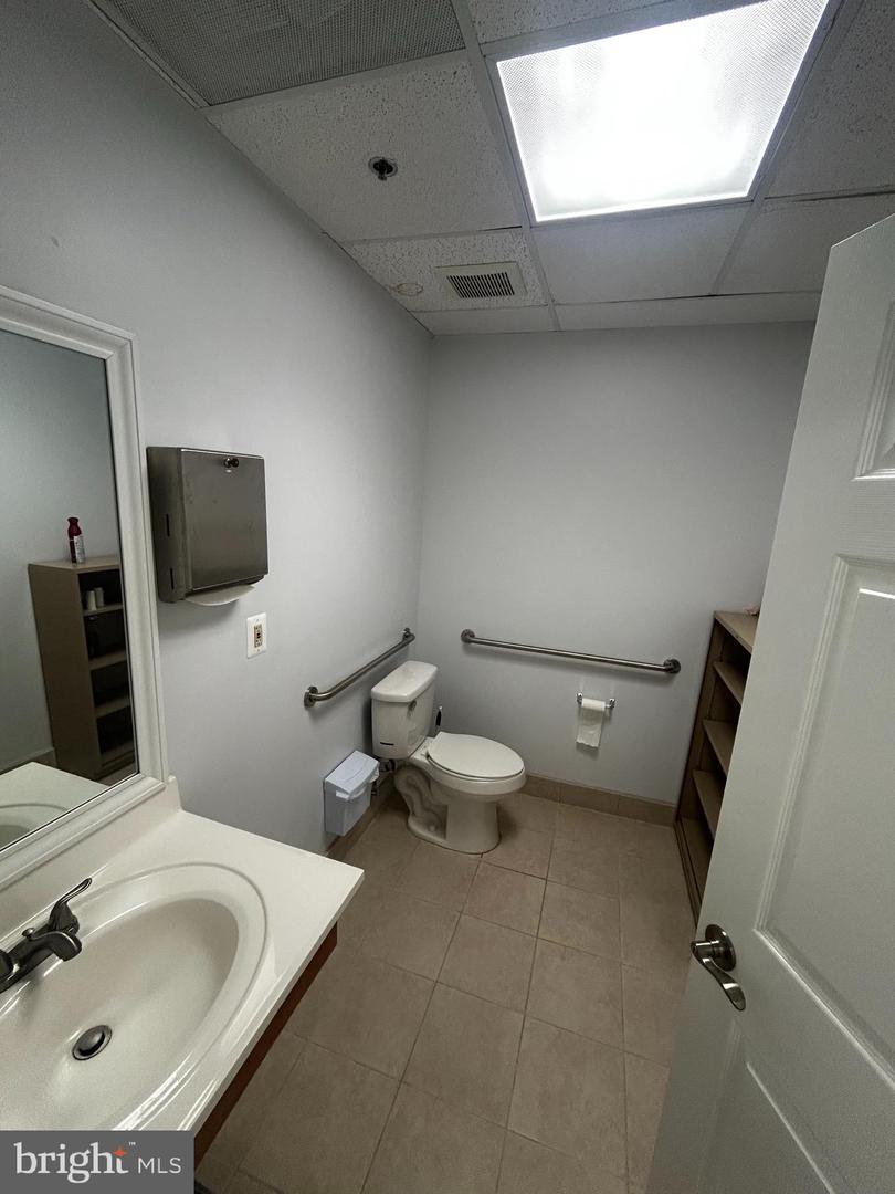 8740 Cherry Ln Property Photo 2