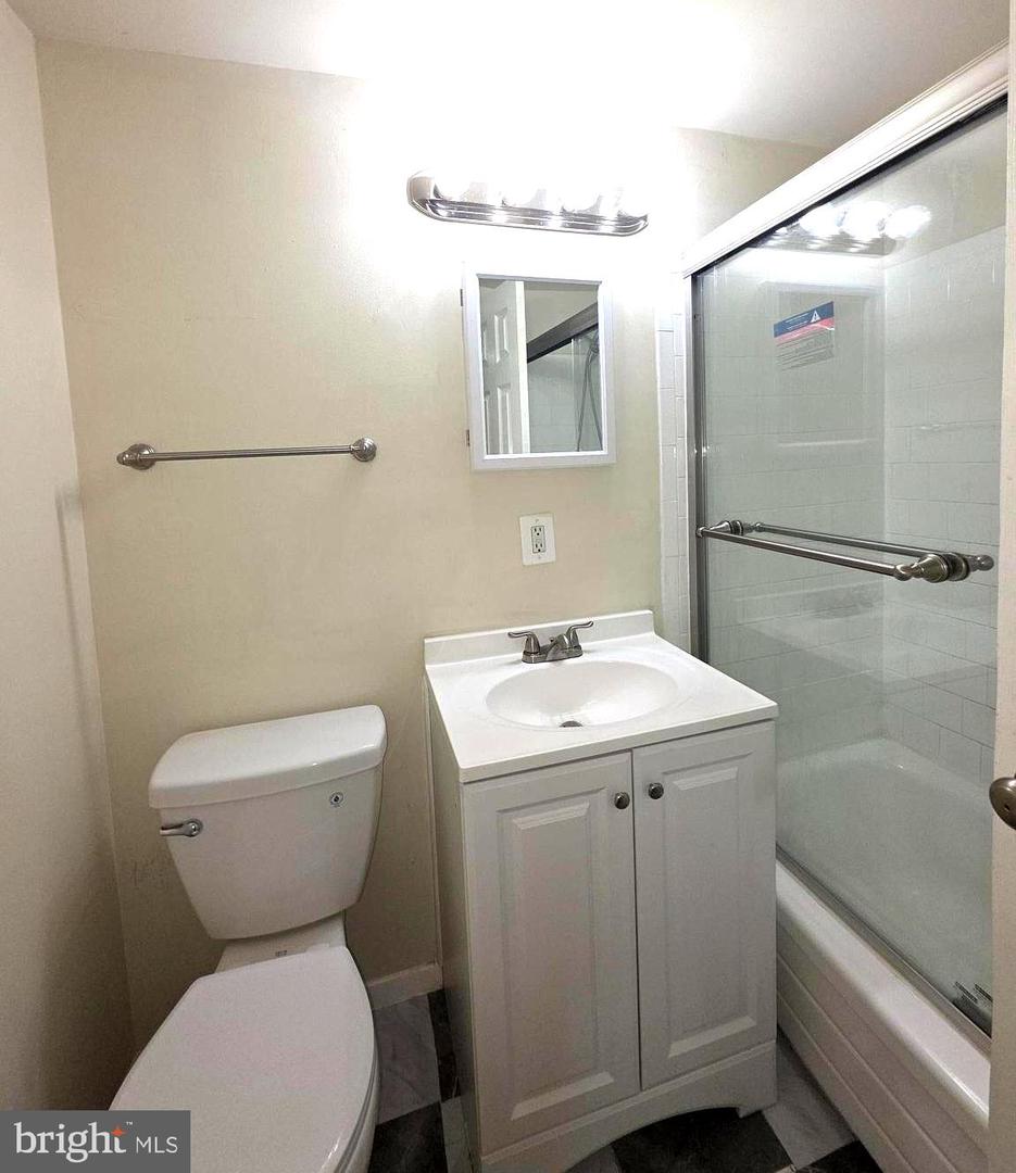 7320 Donnell Pl #b Property Photo 7