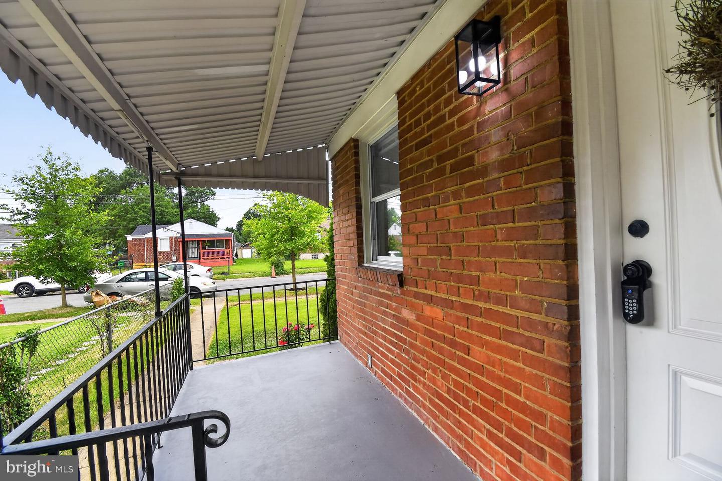 2416 Griffen St Property Photo 2