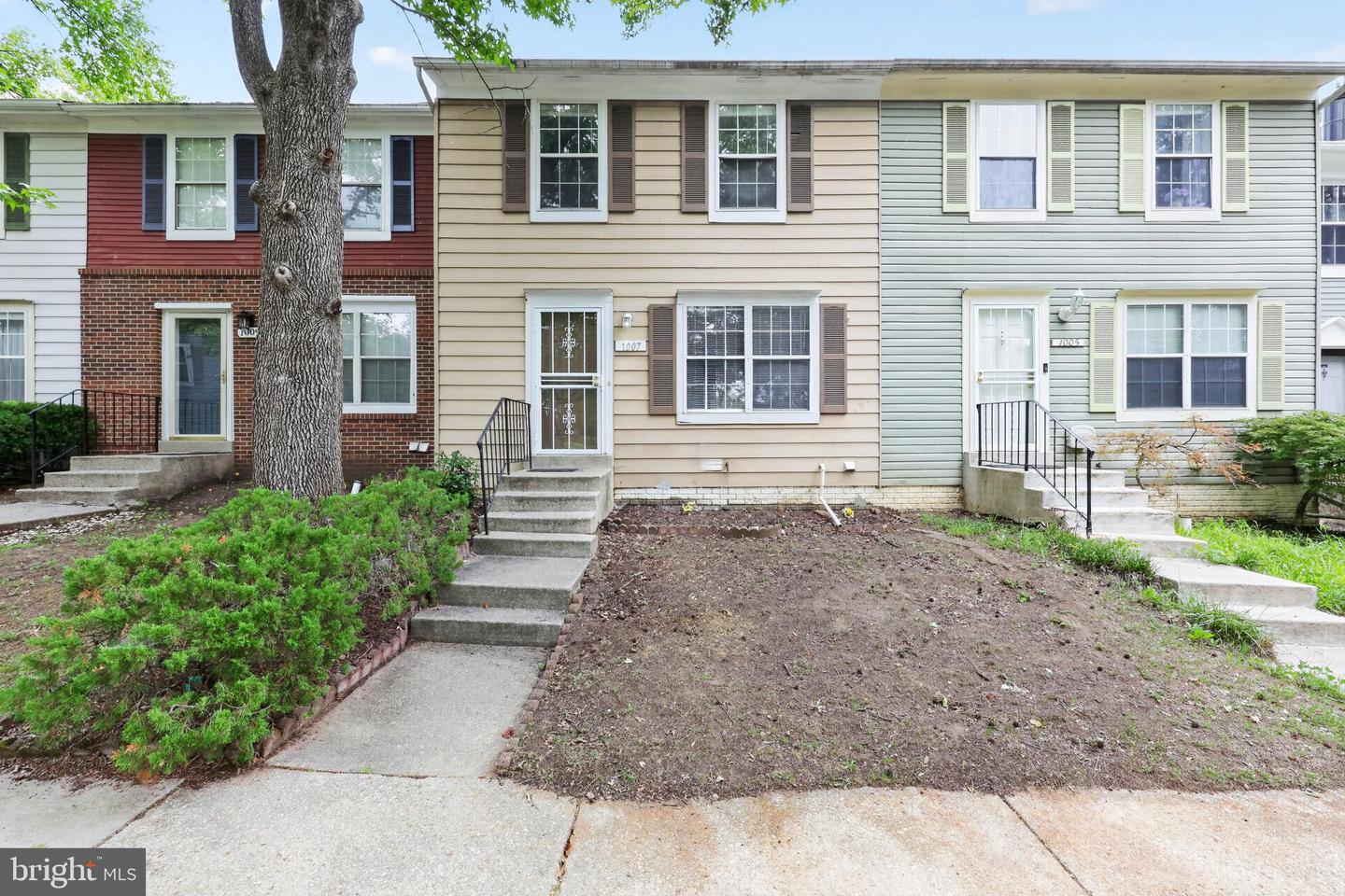 1007 SAINT MICHAELS DR Property Photo 1