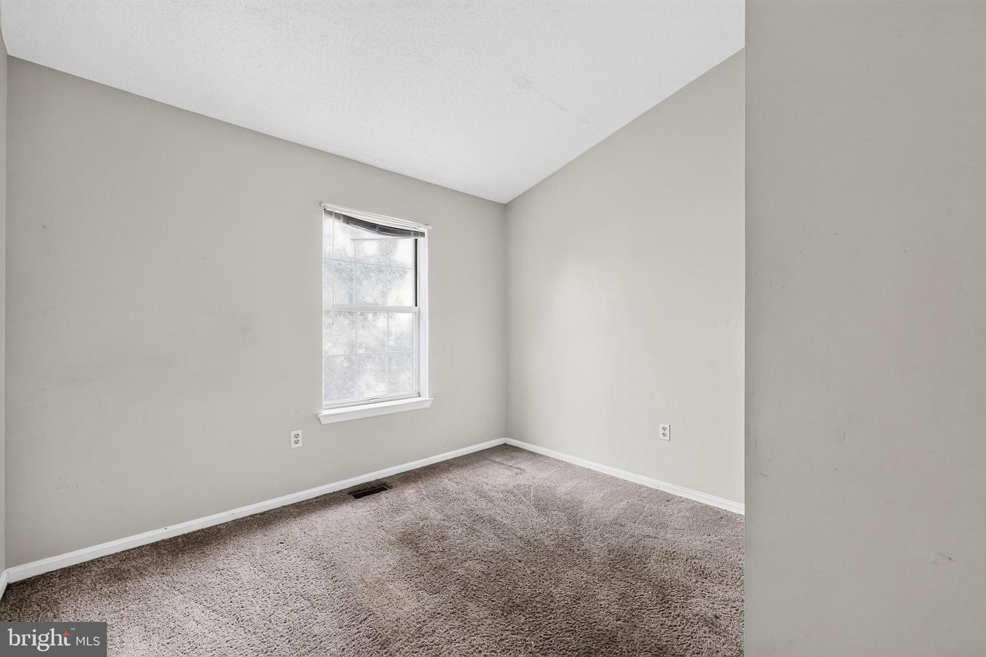 1007 Saint Michaels Dr Property Photo 20