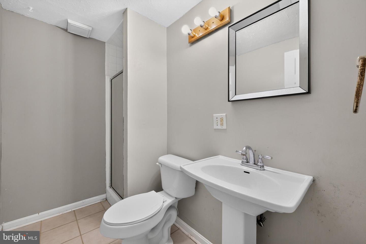 1007 Saint Michaels Dr Property Photo 26