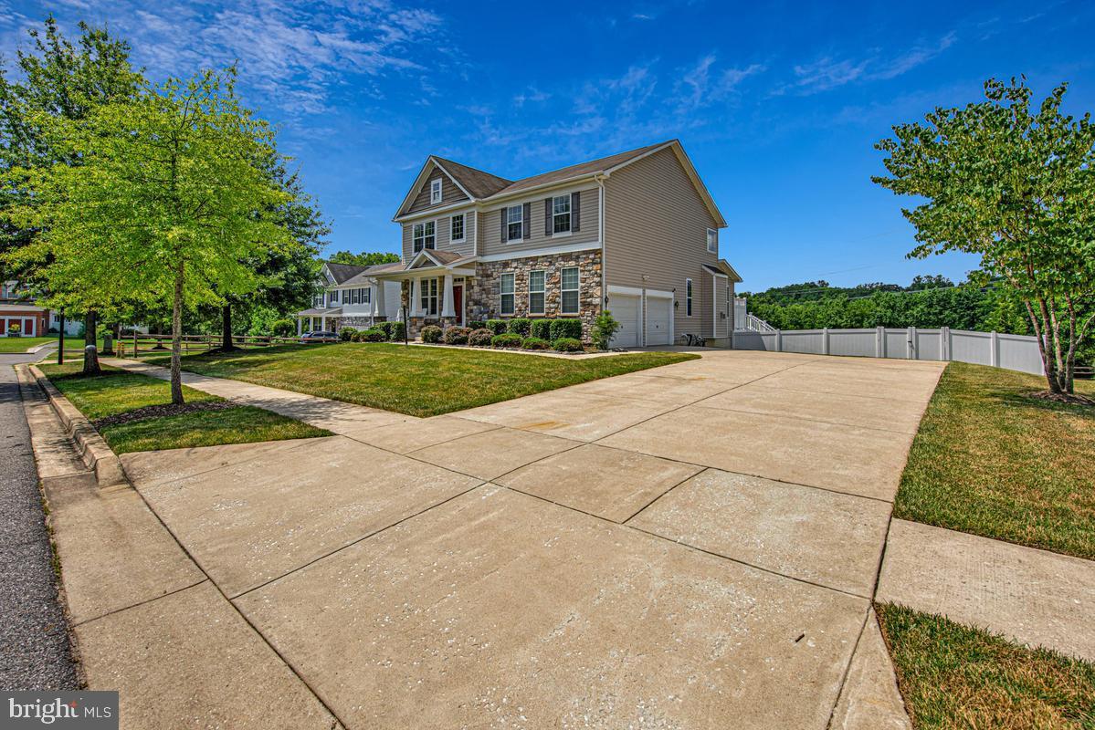 13703 Loganville St Property Photo 3