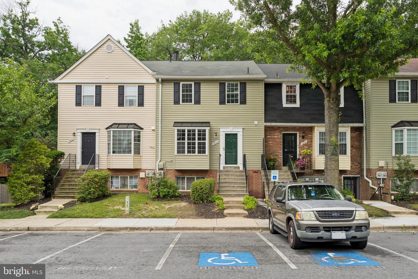 7649 S ARBORY LN #351