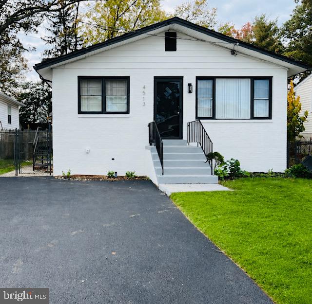 4513 Broad Blvd Property Photo 1
