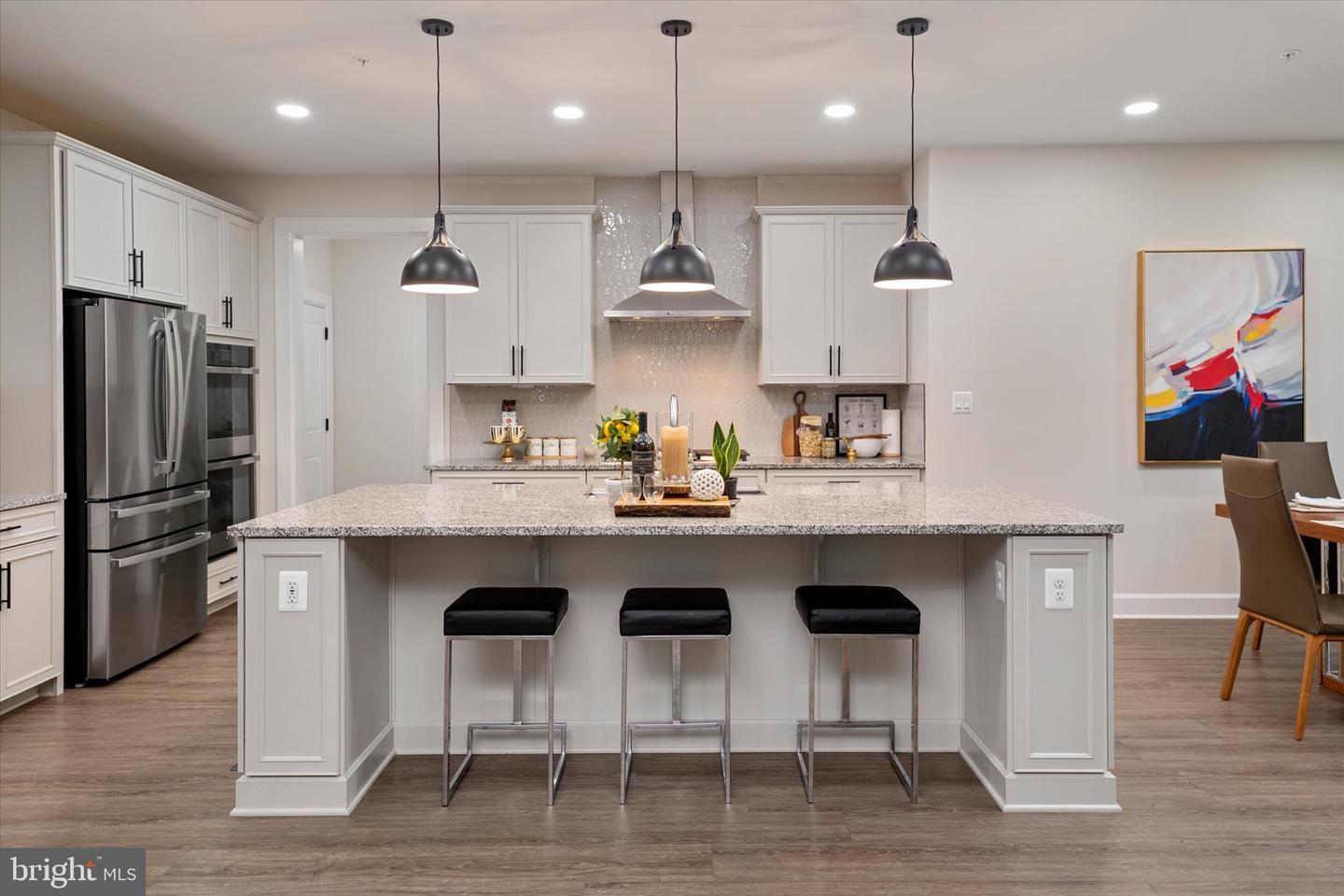 15628 Twin River Cir Property Photo 4