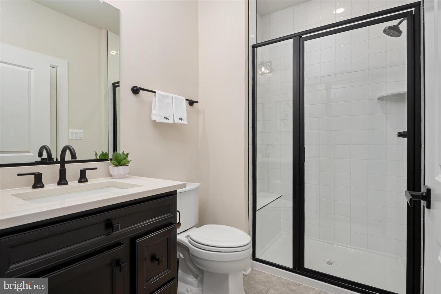 15628 Twin River Cir Property Photo 18