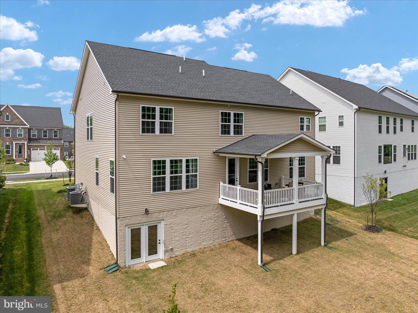 15628 Twin River Cir Property Photo 54
