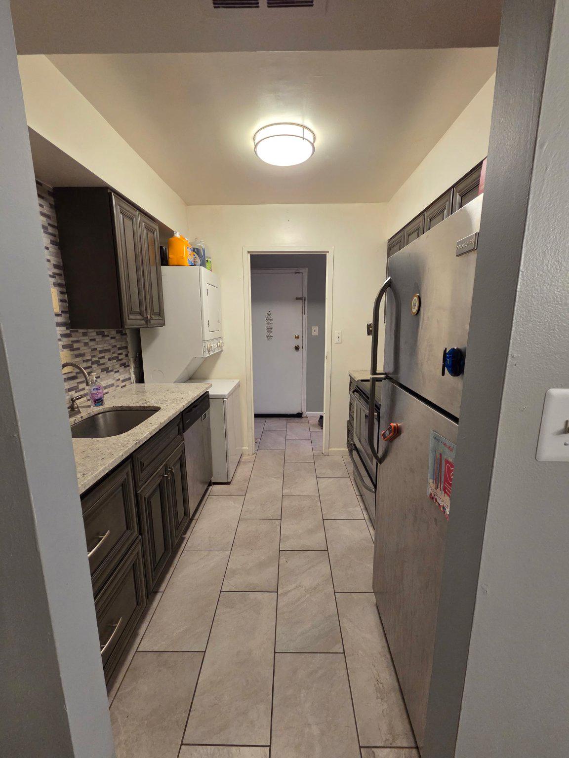6998 Hanover Pkwy #4 Property Photo 10