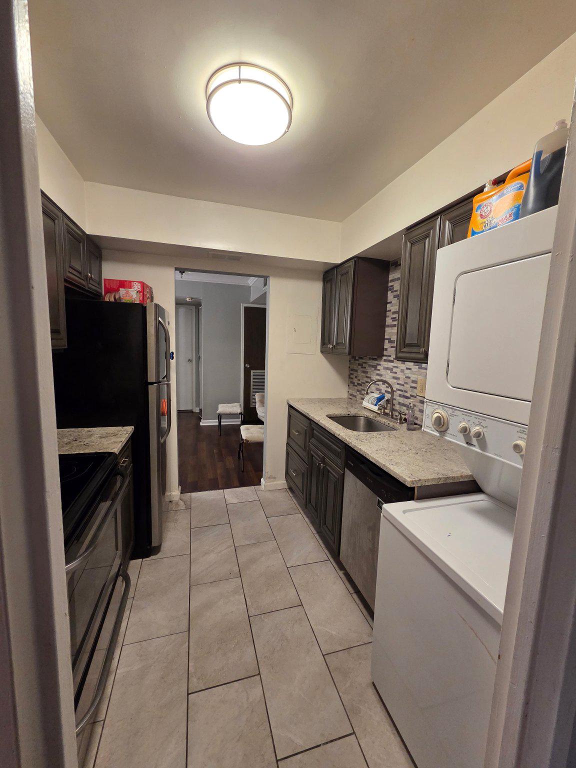 6998 Hanover Pkwy #4 Property Photo 11