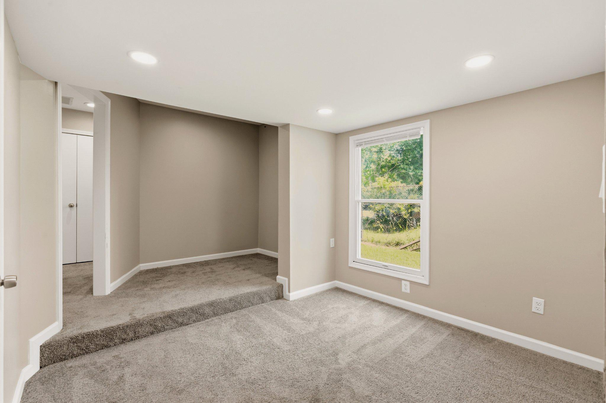 8304 Dangerfield Pl Property Photo 32