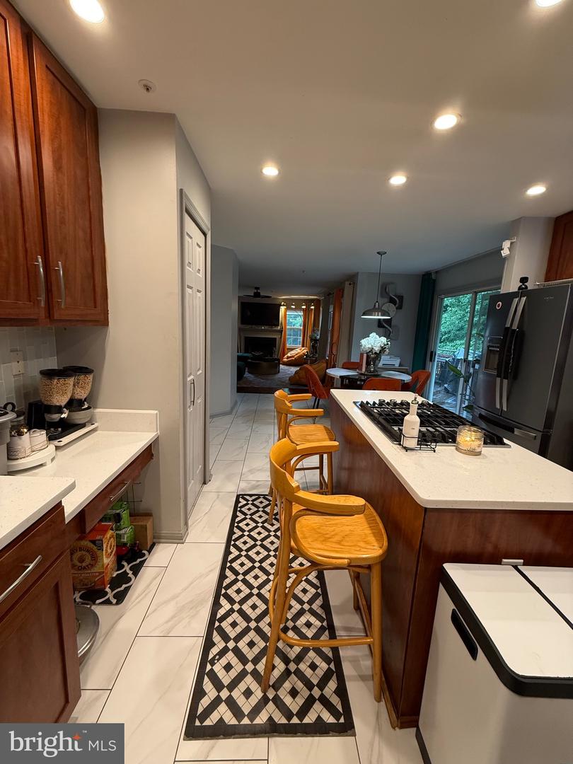 9613 Utica Pl Property Photo 12