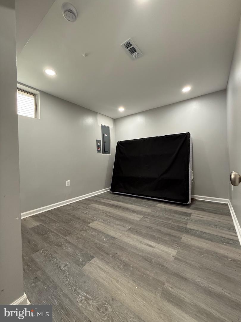 9613 Utica Pl Property Photo 34