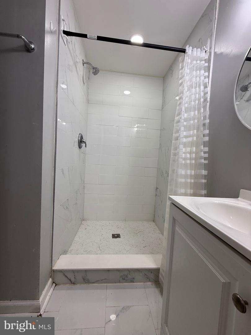 9613 Utica Pl Property Photo 36