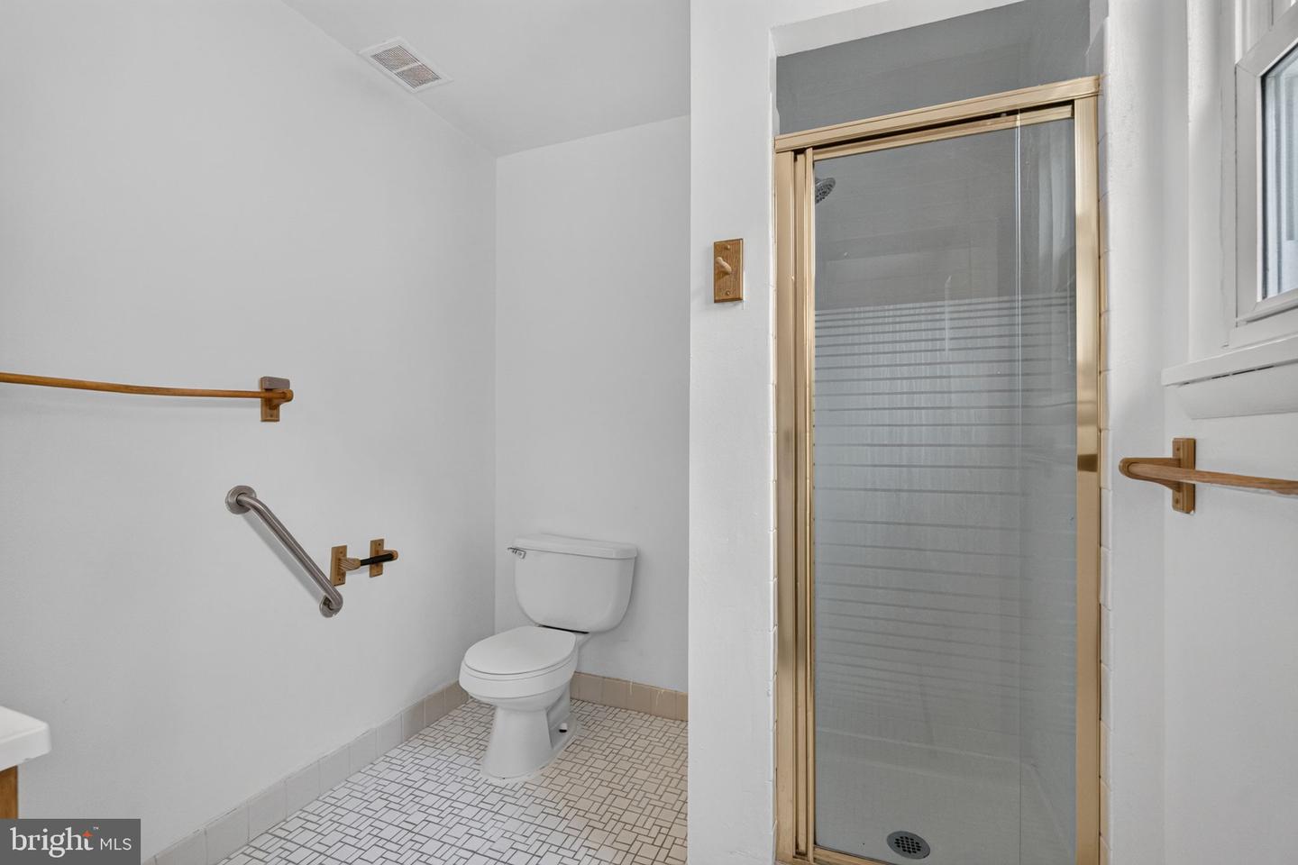 7203 Longbranch Dr Property Photo 26