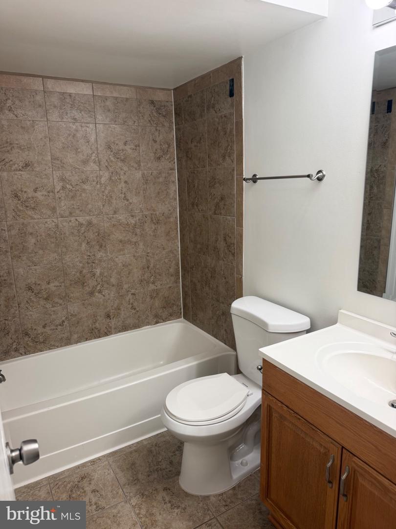 3775 Eightpenny Ln #179 Property Photo 16