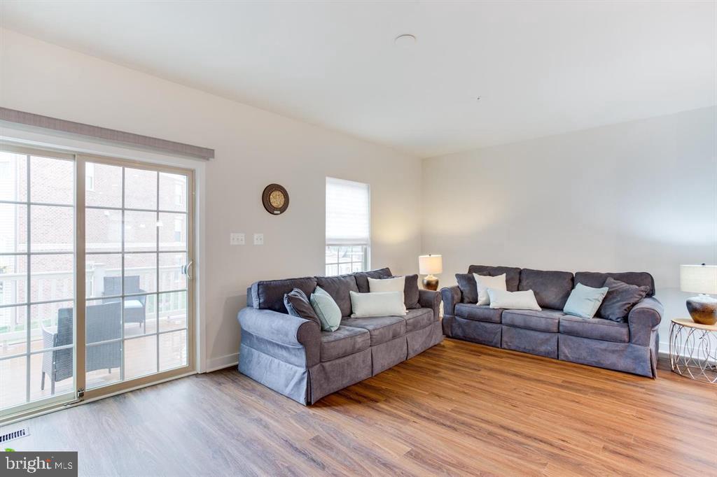 10520 Norbourne Farm Rd Property Photo 19