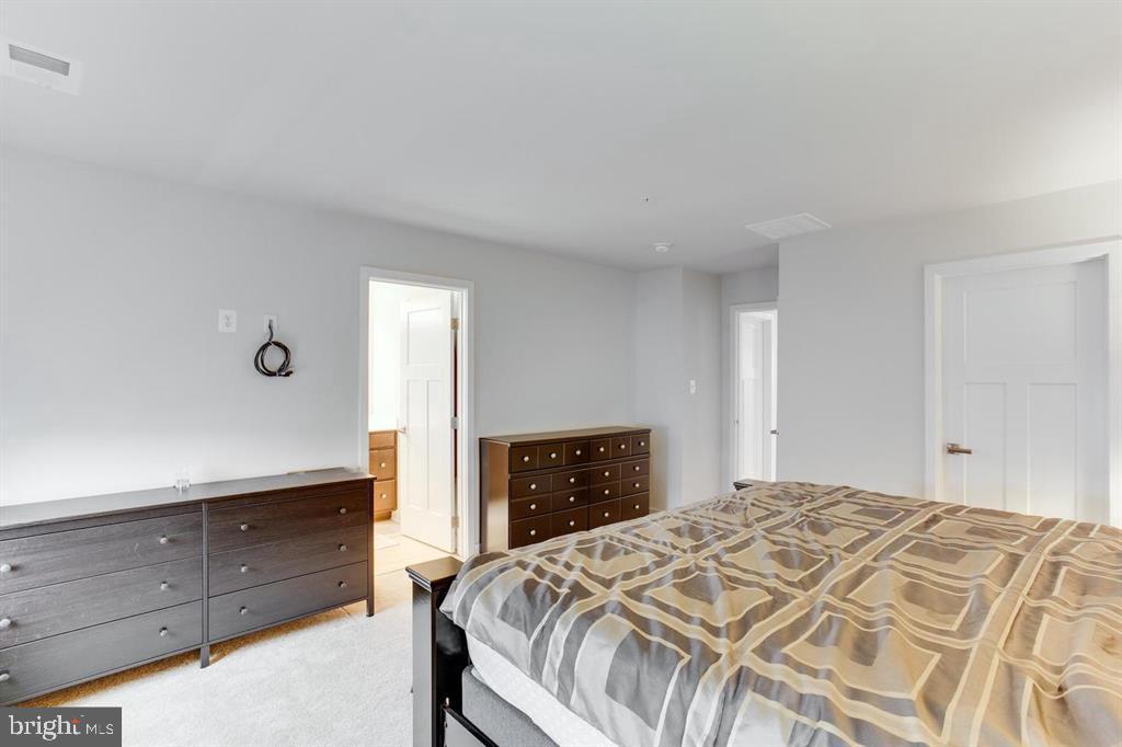 10520 Norbourne Farm Rd Property Photo 27