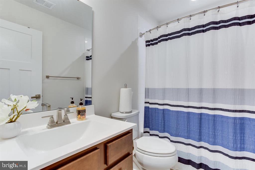 10520 Norbourne Farm Rd Property Photo 33