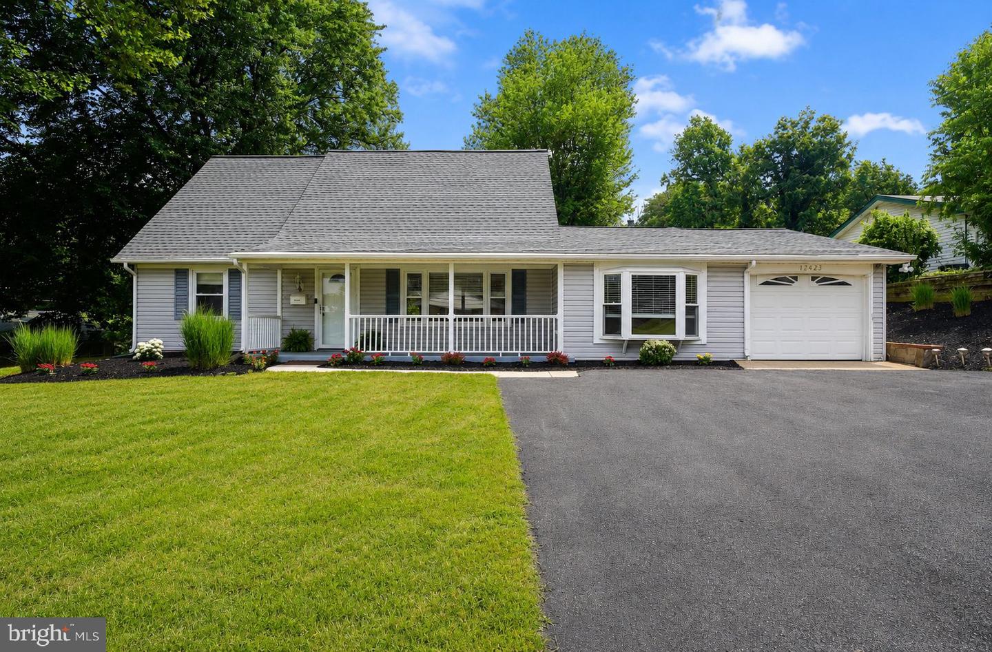 12923 Cherrywood Ln Property Photo 1