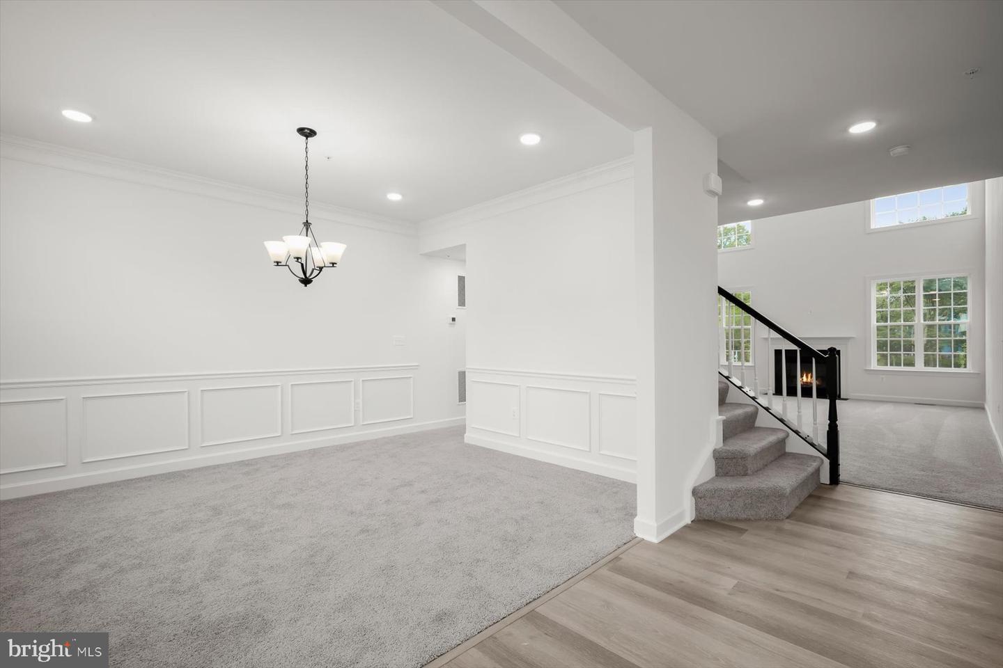 6801 Fountain Park Dr Property Photo 5