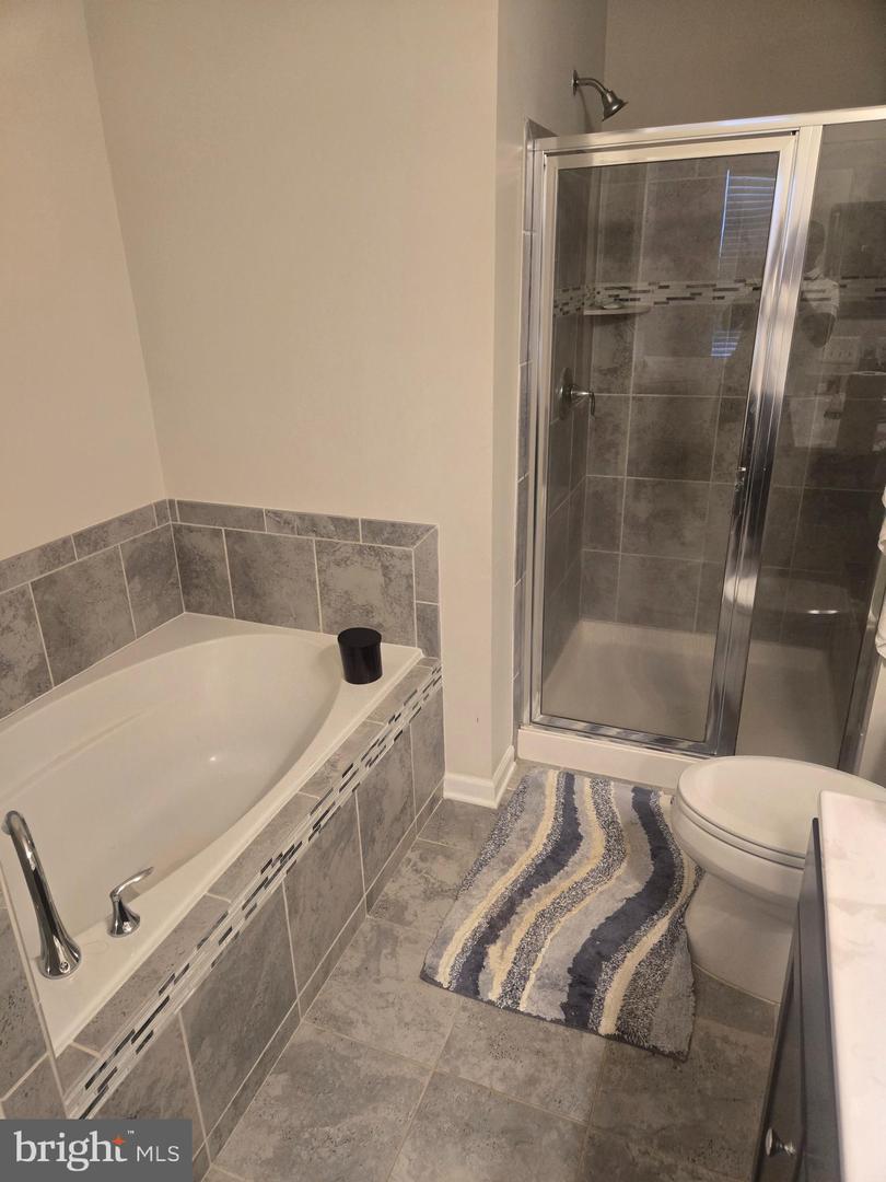 12509 Honey Locust Way Property Photo 12