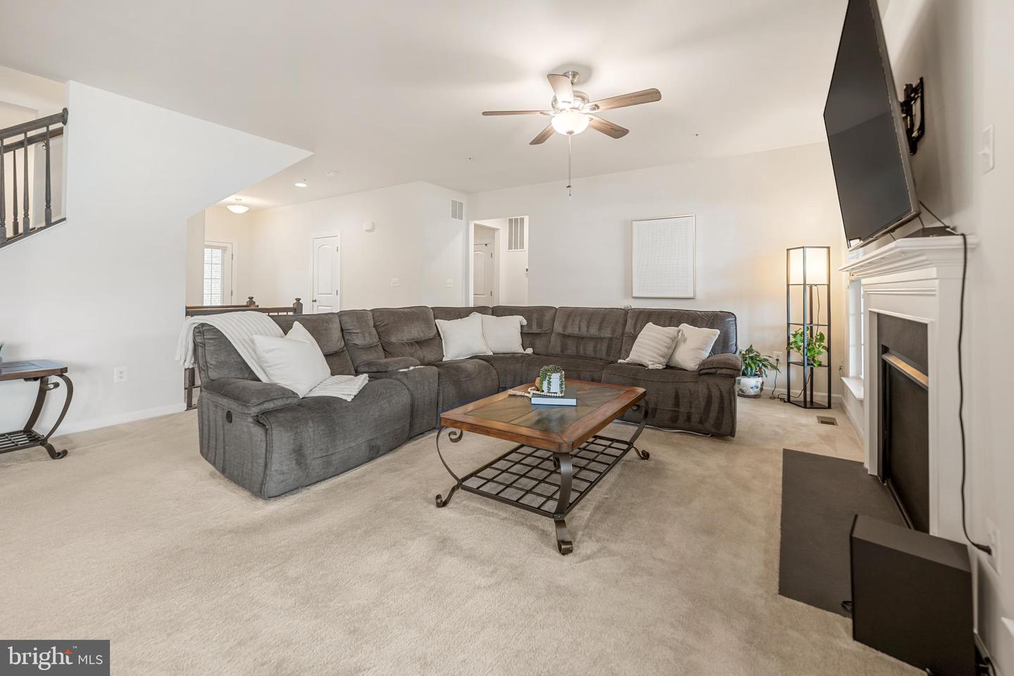 12605 Broughton Blf Property Photo 9