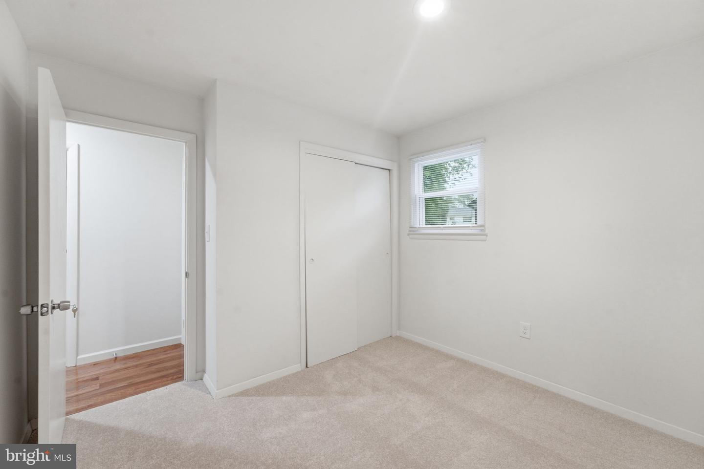 1404 Woodlark Dr Property Photo 53
