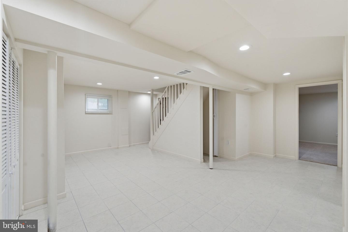 1404 Woodlark Dr Property Photo 70