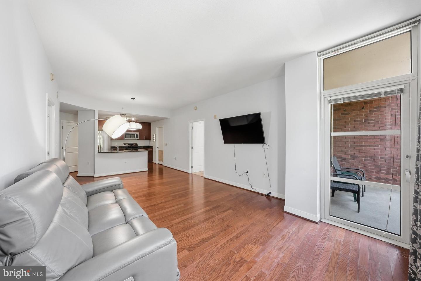 157 Fleet St #304 Property Photo 10