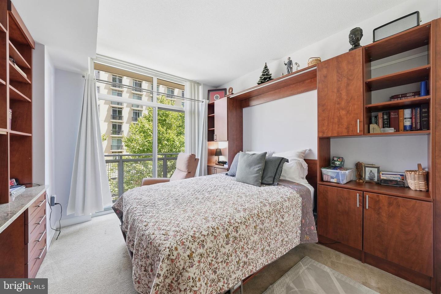 157 Fleet St #304 Property Photo 21