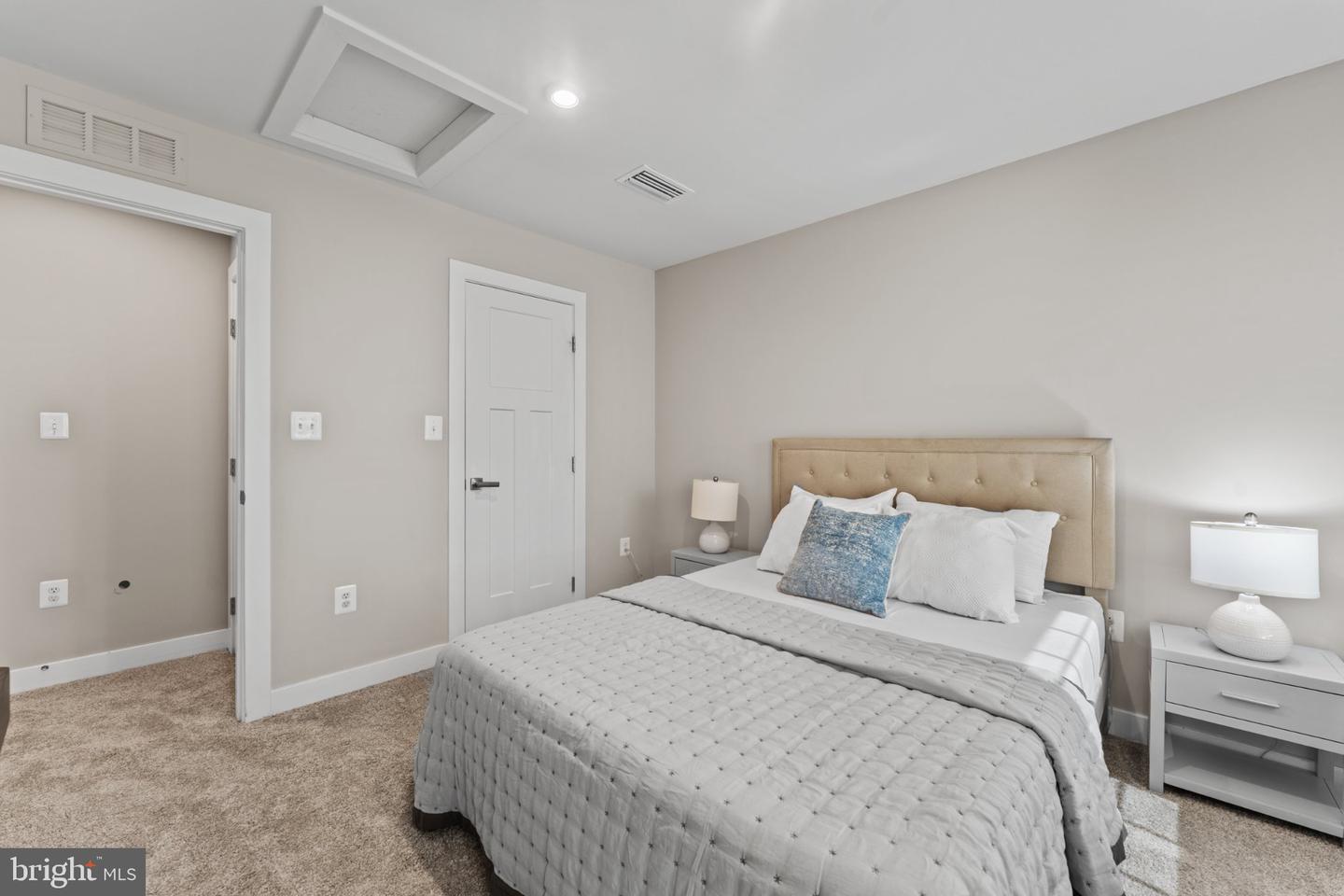 10127 Dressage Dr Property Photo 21