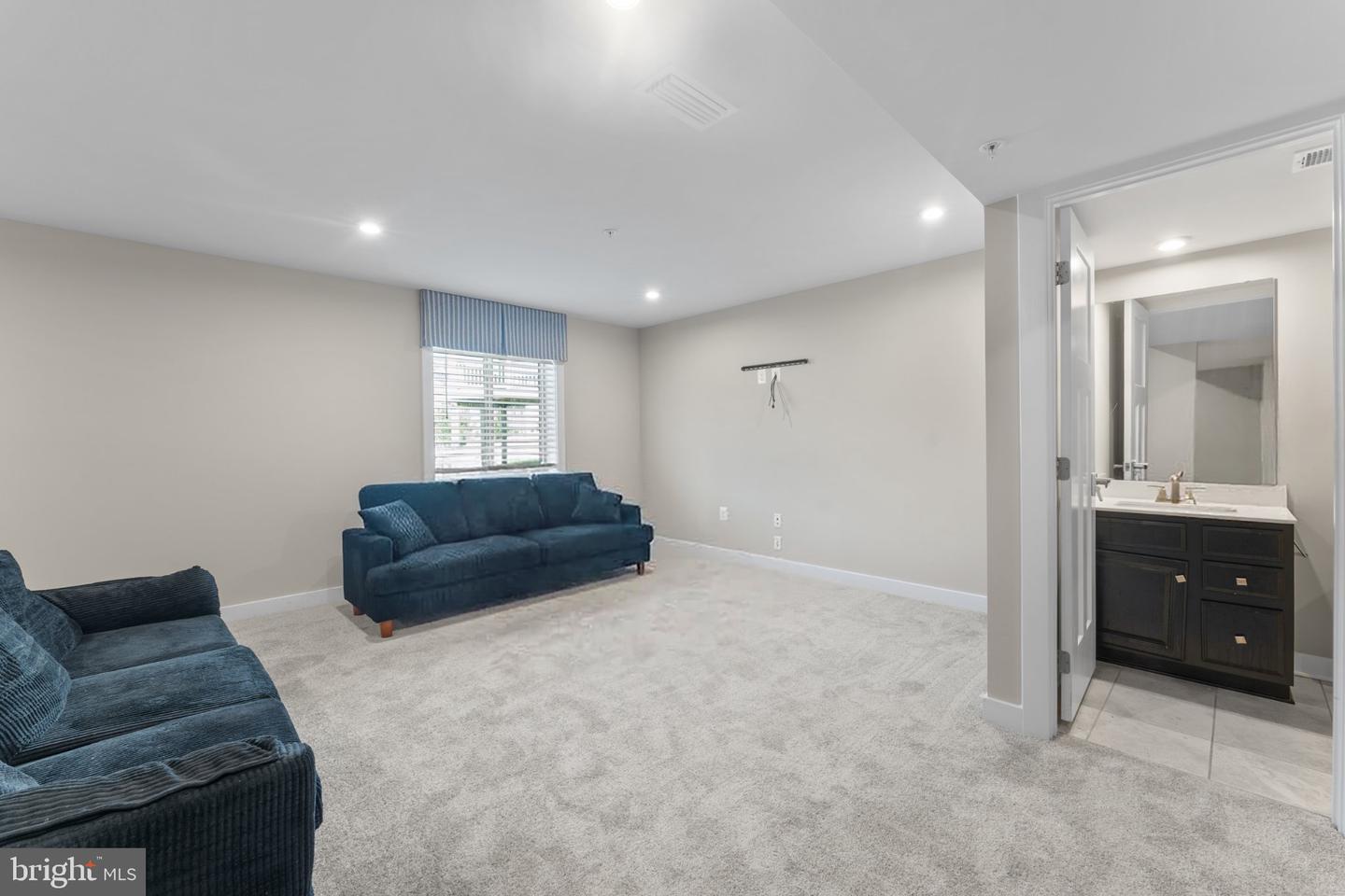 10127 Dressage Dr Property Photo 26