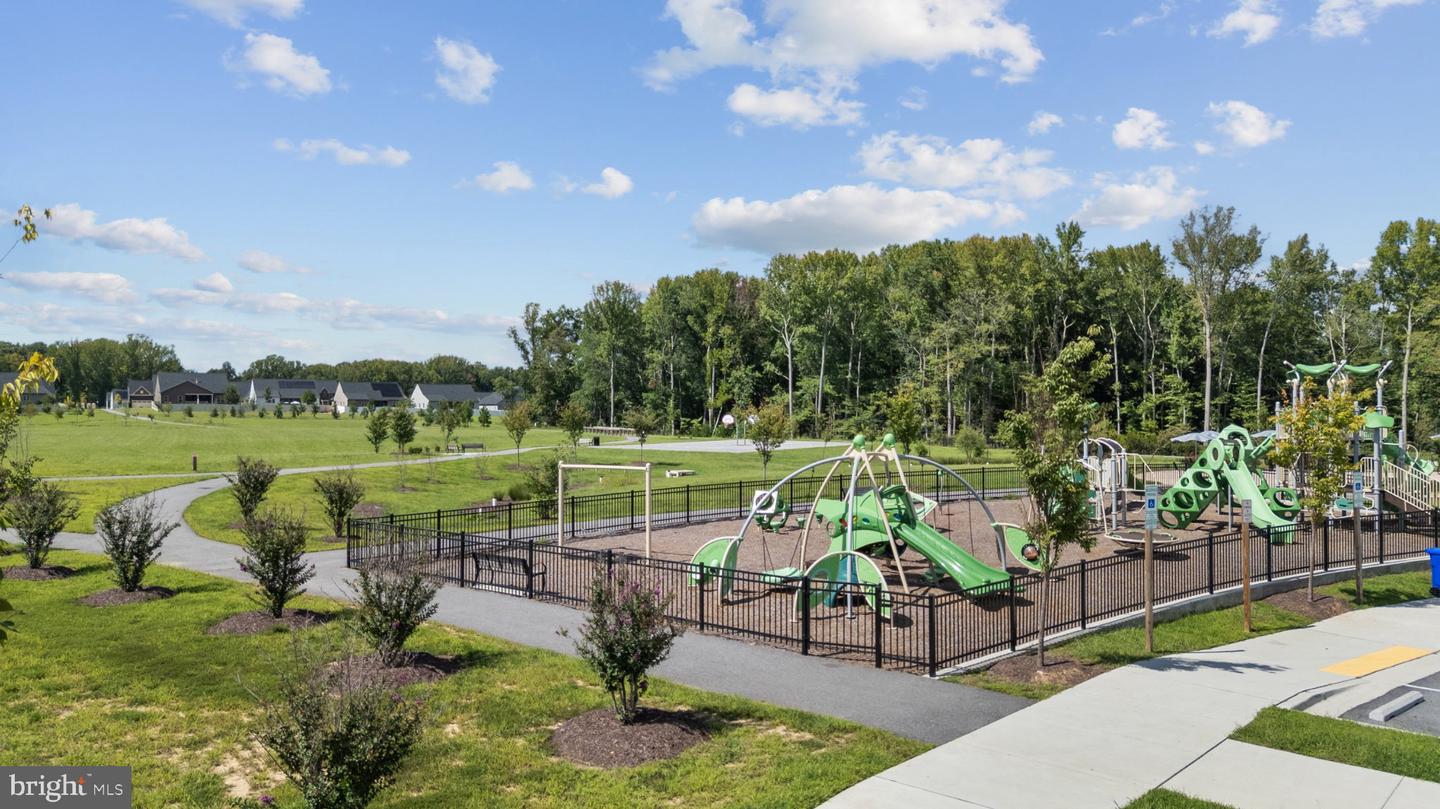 10127 Dressage Dr Property Photo 41
