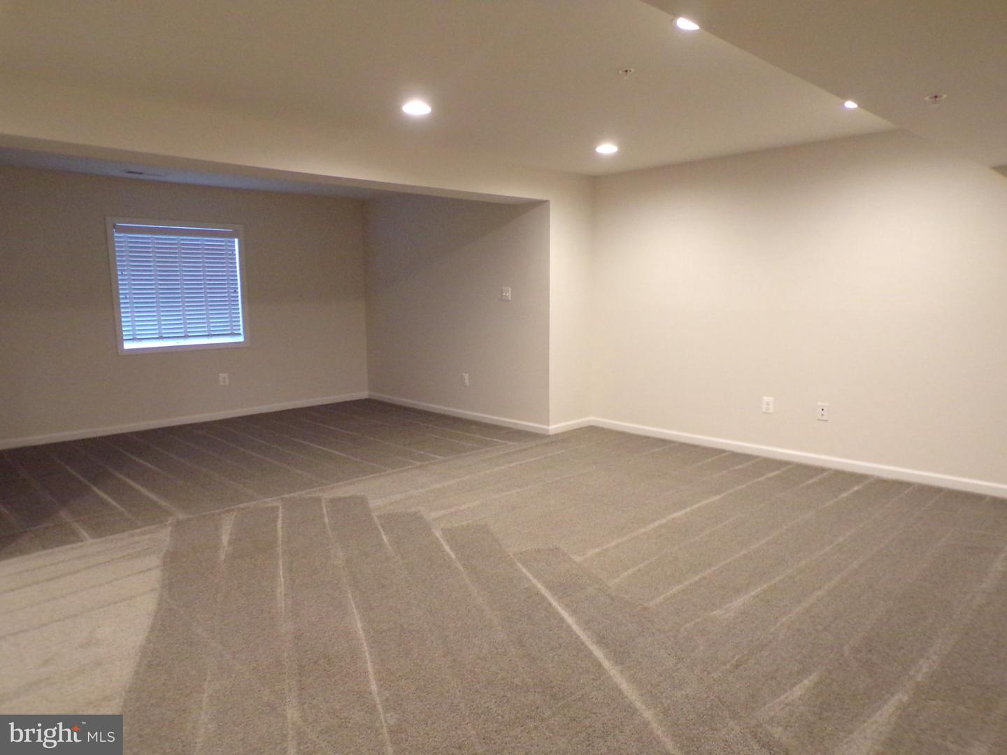 9507 Piaffe Cir Property Photo 23