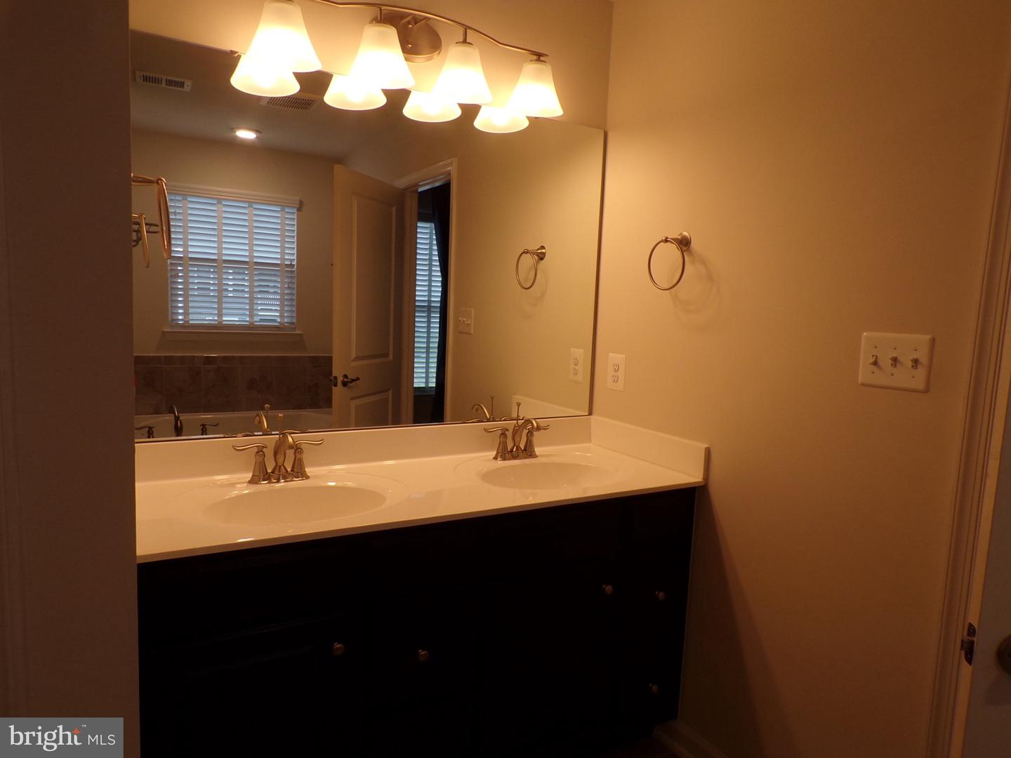 9507 Piaffe Cir Property Photo 28