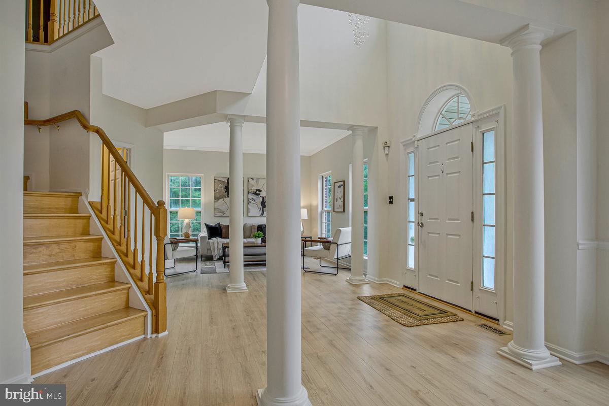 5209 Devonport Ct Property Photo 5