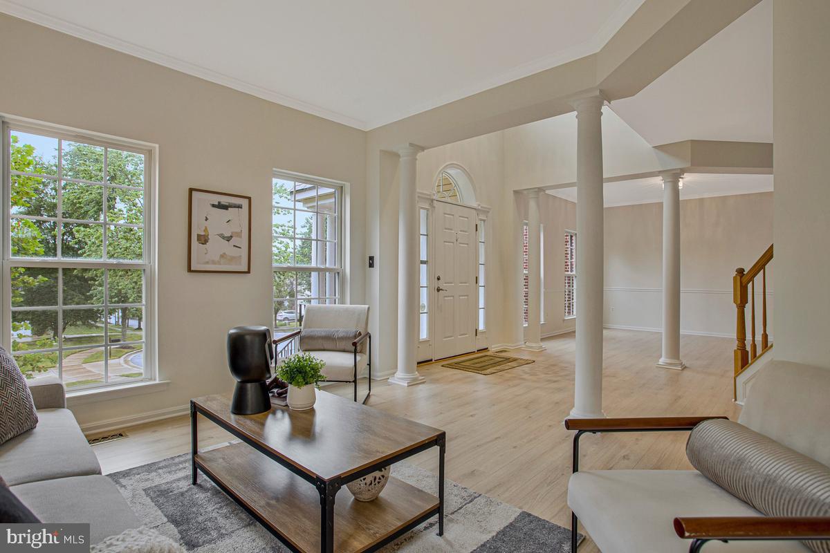 5209 Devonport Ct Property Photo 7