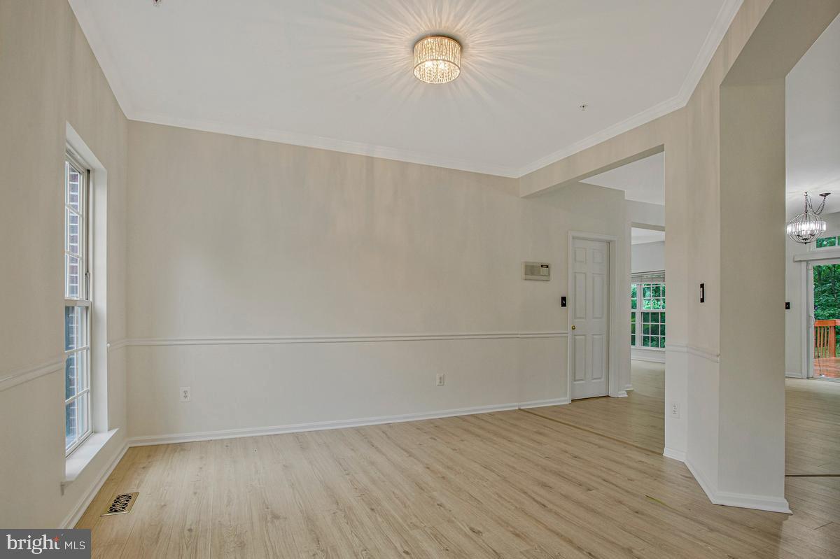 5209 Devonport Ct Property Photo 12