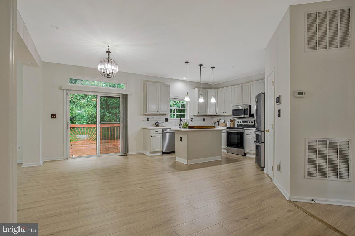 5209 Devonport Ct Property Photo 14