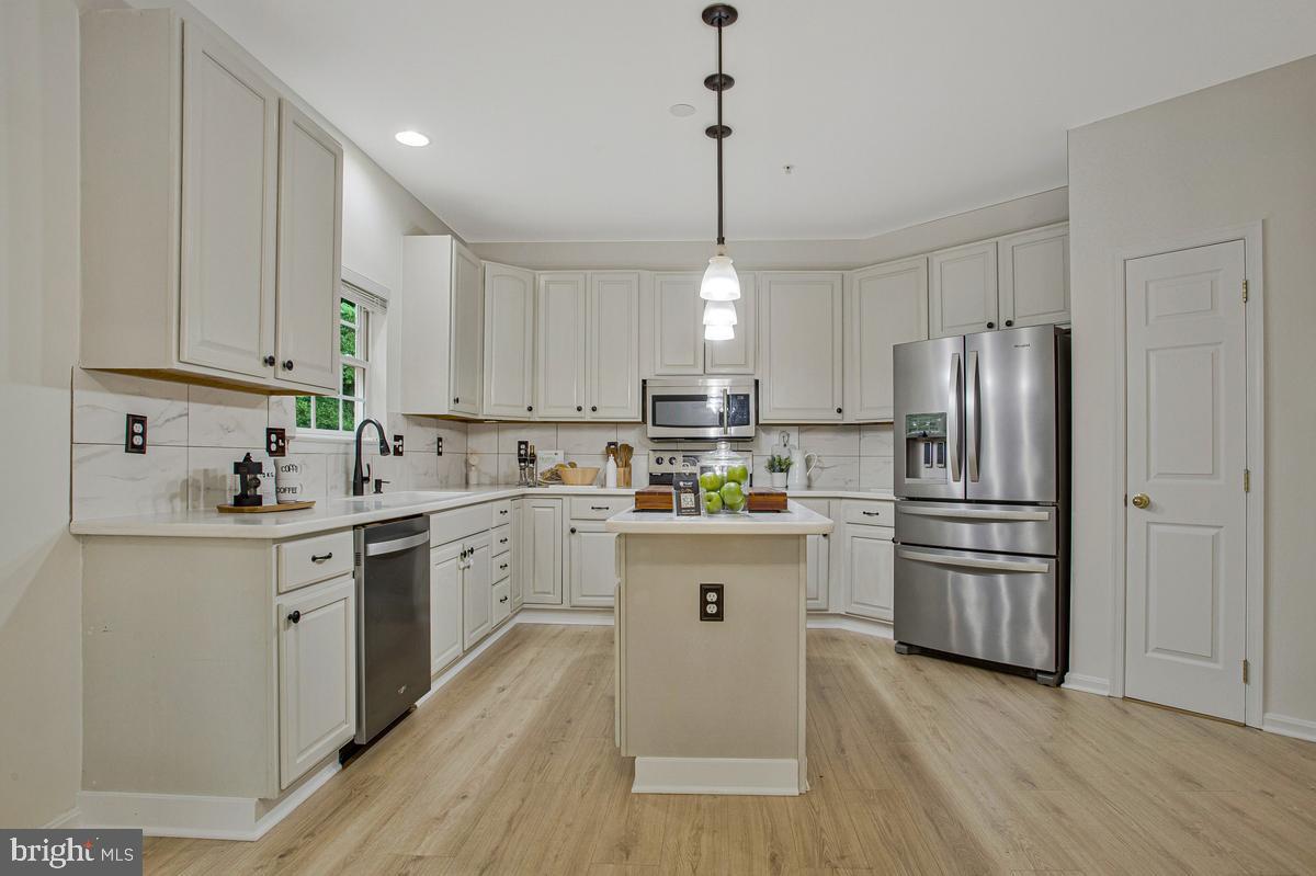 5209 Devonport Ct Property Photo 16