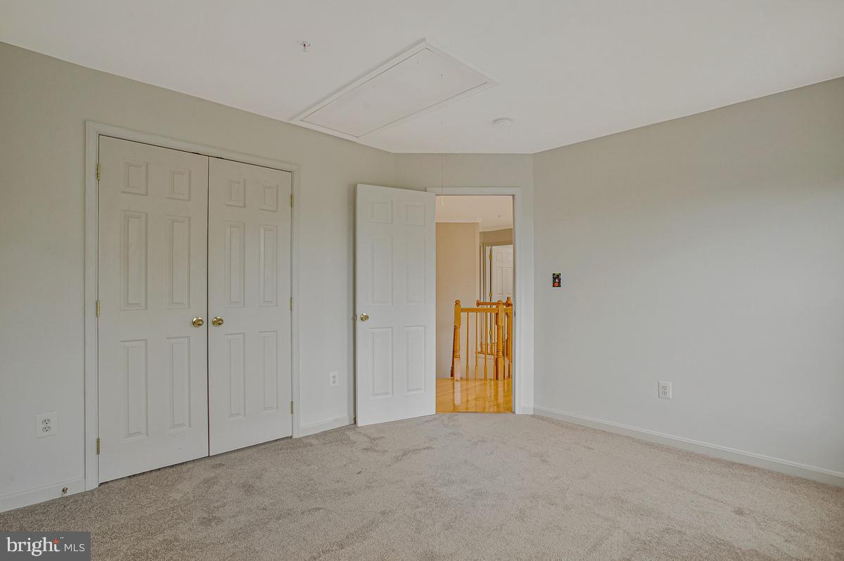 5209 Devonport Ct Property Photo 34