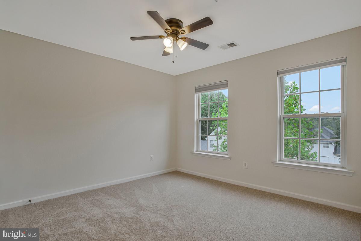 5209 Devonport Ct Property Photo 35