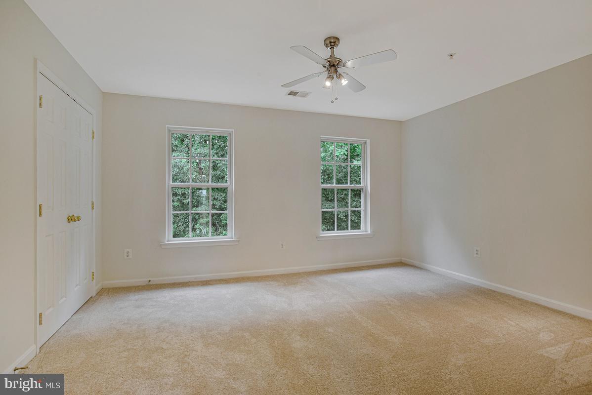 5209 Devonport Ct Property Photo 38